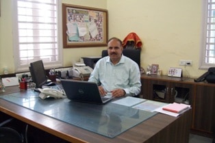 Dr. Nirav Thakkar